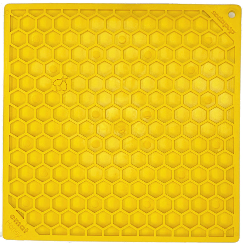 SodaPup Honeycomb Enrichment Lick Mat